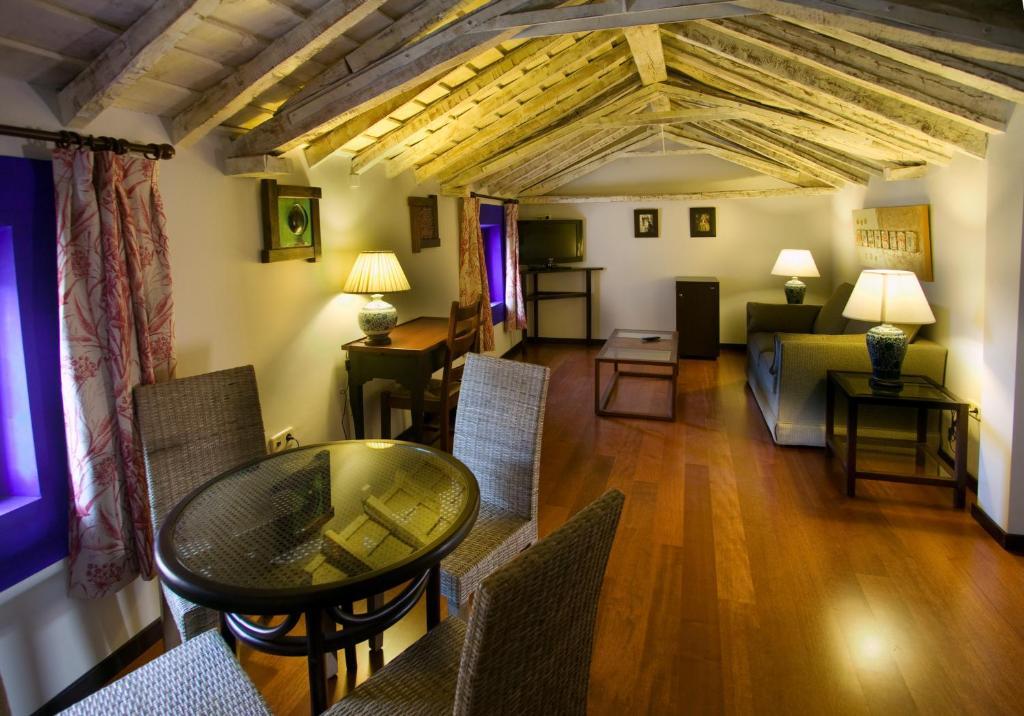 Hotel Spa La Casa Del Convento Chinchon Ruang foto