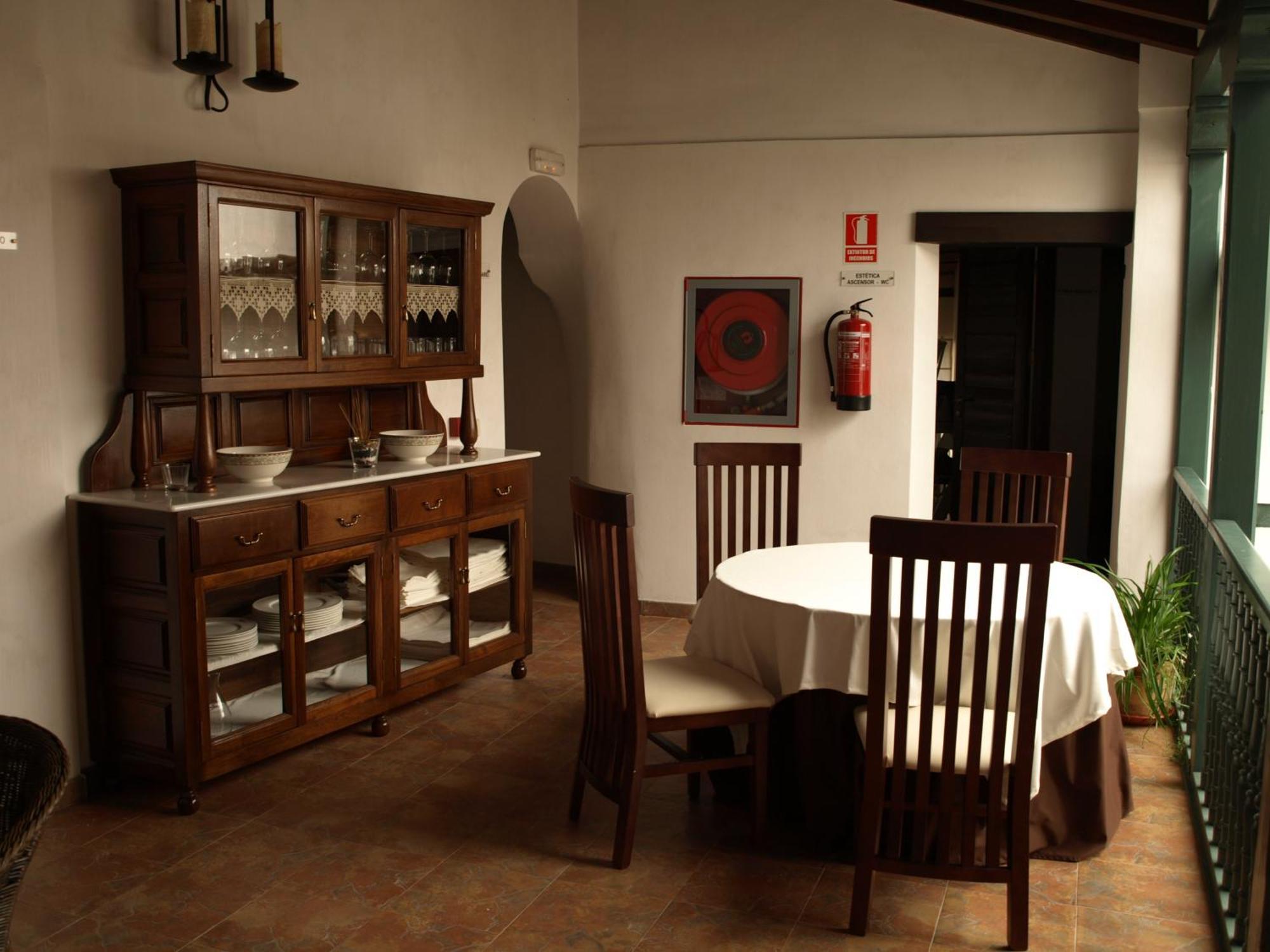 Hotel Spa La Casa Del Convento Chinchon Bagian luar foto