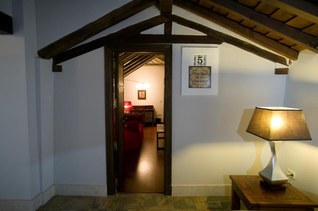 Hotel Spa La Casa Del Convento Chinchon Ruang foto