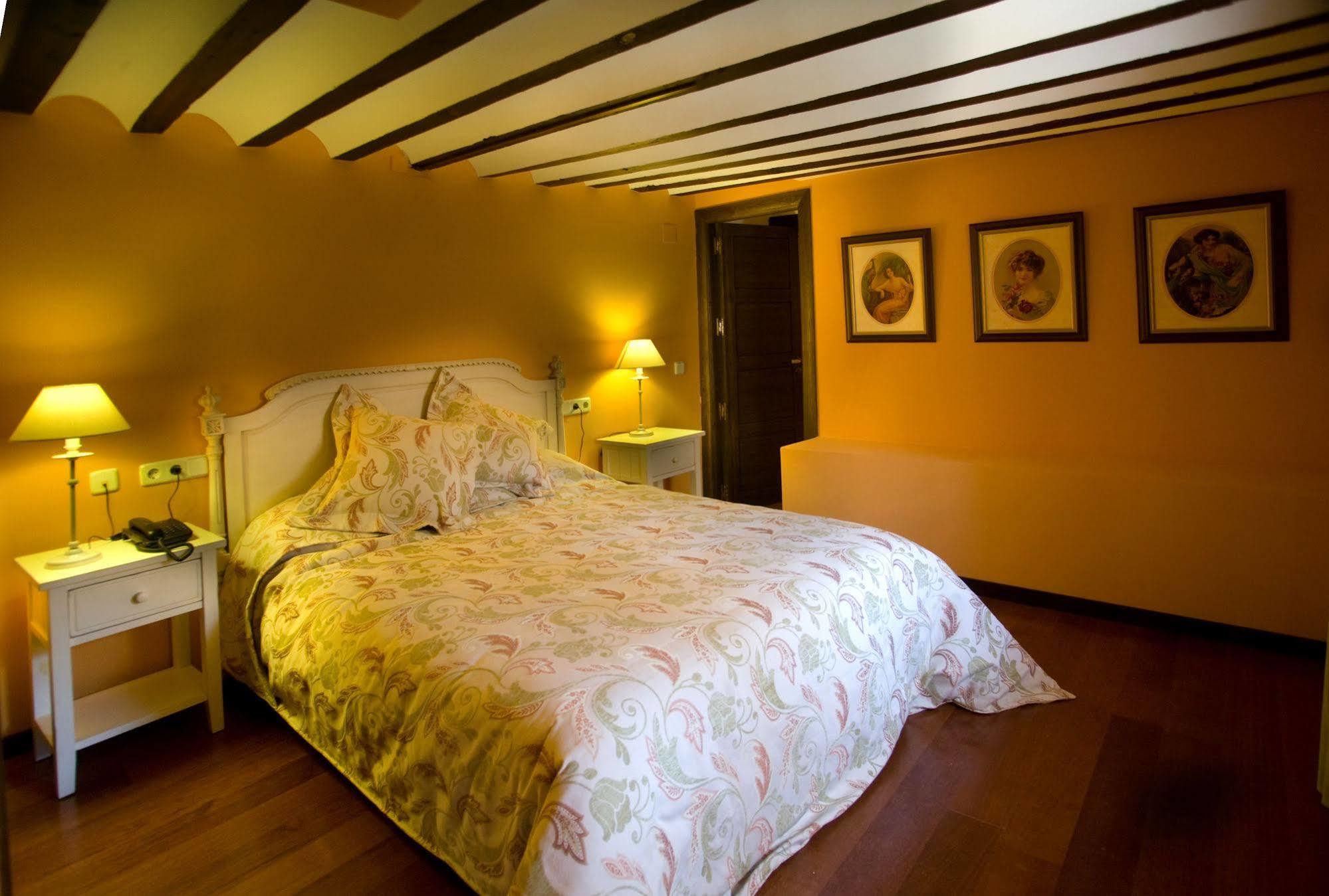 Hotel Spa La Casa Del Convento Chinchon Bagian luar foto